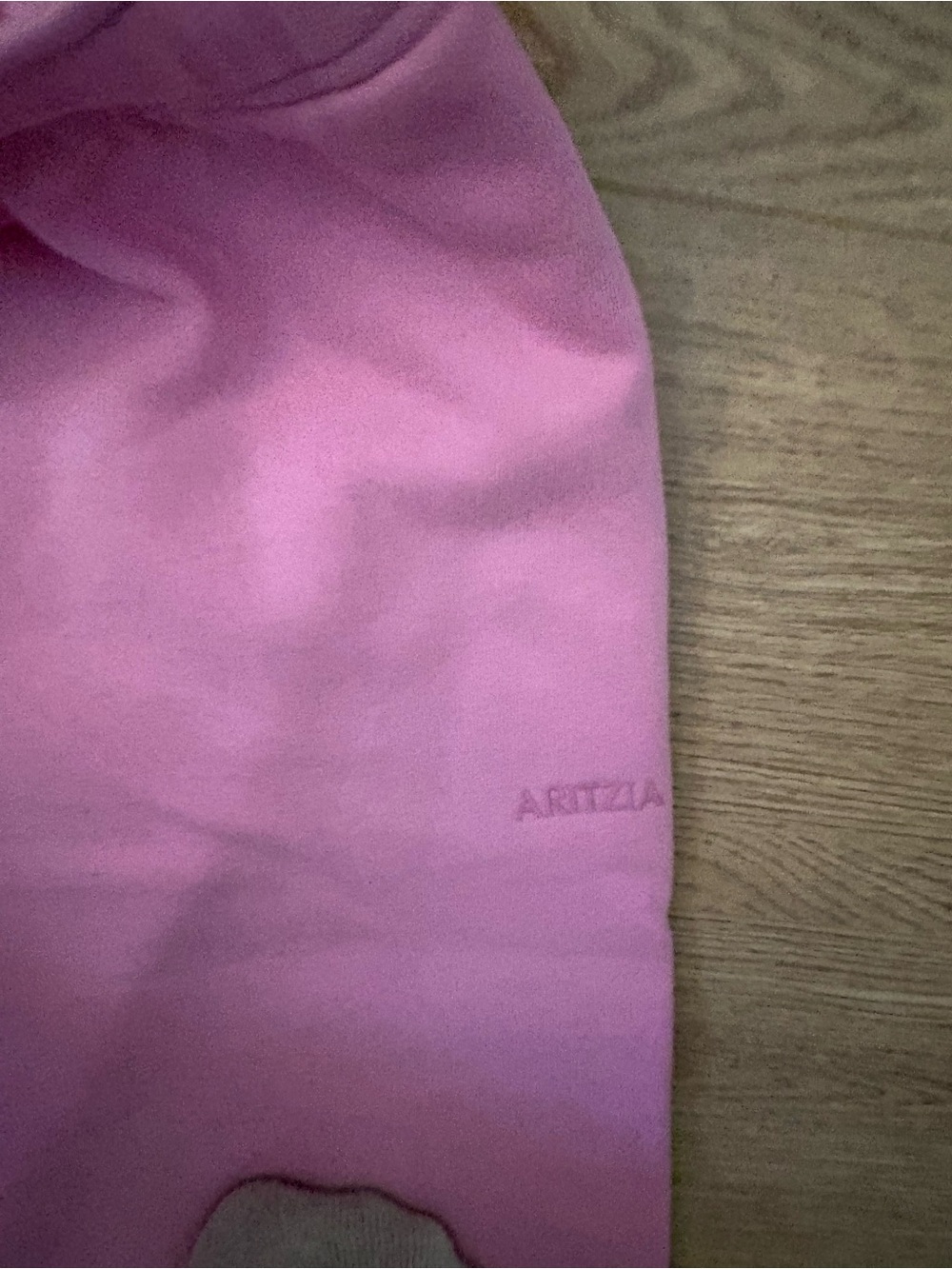 Aritzia sweat fleece set in morganite pink- perfect crew and joggers - Picture 4 of 7
